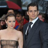 Amy Adams y Henry Cavill en el estreno europeo de 'El Hombre de Acero' en Londres