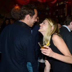 James Middleton y Donna Air ríen divertidos