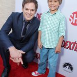 Michael C. Hall y Jadon Wells en la presentación de la octava temporada de Dexter