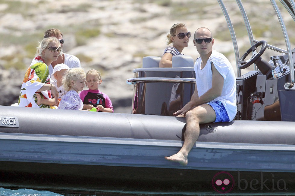 Robben disfruta de unas vacaciones en familia en Formentera