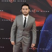 Juan Antonio Bayona en el estreno de 'El hombre de acero' en Madrid