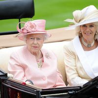 La Reina Isabel y la Duquesa de Cornualles en la inauguración de Ascot 2013