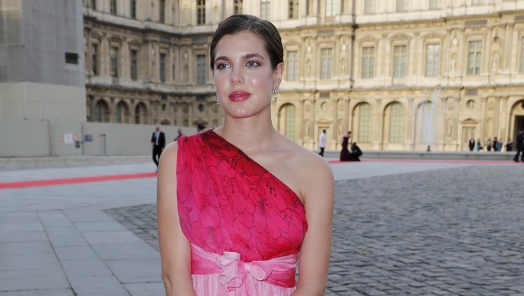 Carlota Casiraghi en la cena benéfica 'Liaisons au Louvre III'