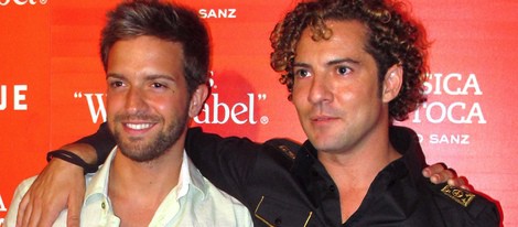 Pablo Alborán y David Bisbal en el concierto de Alejandro Sanz en Sevilla