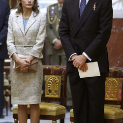 Los Príncipes Felipe y Letizia en la misa conmemorativa del centenario del nacimiento del Conde de Barcelona