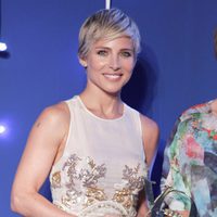 Elsa Pataky con su Premio Yo Dona 2013