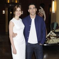 Manuela Velasco y Miguel Ángel Silvestre en la presentación de 'Galerías Velvet'