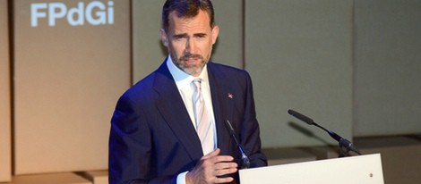 El Príncipe Felipe da un discurso en la entrega de los Premios Príncipe de Girona 2013