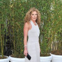 Kelly Hoppen en una fiesta celebrada en los jardines del Palacio de Kensington