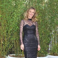 Eva Herzigová en una fiesta celebrada en los jardines del Palacio de Kensington