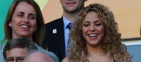 Montserrat Bernabéu y Shakira en el partido España-Italia de la Copa Confederaciones 2013