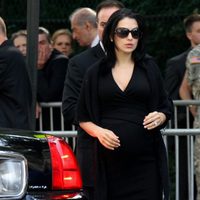 Hilaria Thomas en el funeral de James Gandolfini en Nueva York