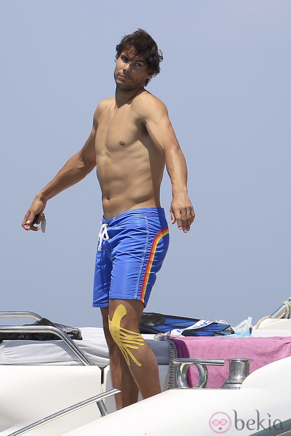 Rafa Nadal en bañador en un barco en Ibiza