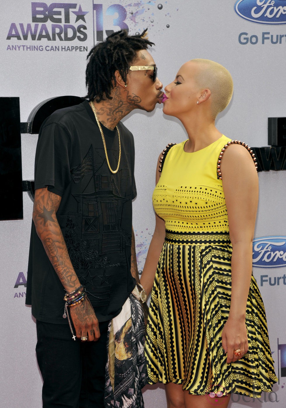 Wiz Khalifa y Amber Rose en los BET Awards 2013