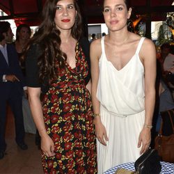 Tatiana Santo Domingo y Carlota Casiraghi en una fiesta en París