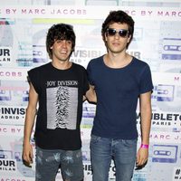 Javier Calvo y Javier Ambrossi en una fiesta para presentar la nueva colección de Marc By Marc Jacobs