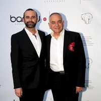 Pep Antón Muñoz y Antonio Reyes en la fiesta del quinto aniversario de Bambú