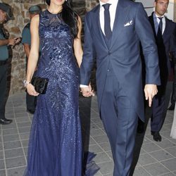 Sergio Ramos y Pilar Rubio posando en la boda de Alejandro Talavante y Yessica Ramírez