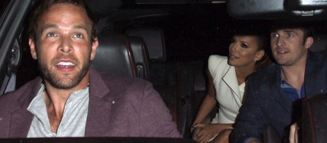 Eva Longoria en un coche con Ernesto Arguello y Matthew Hussey en Hollywood