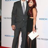 Nicolas Cage y Alicie Kim en la premier de 'The Frozen Ground' en Londres