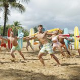 Garrett Clayton en una escena musical de 'Teen Beach Movie'