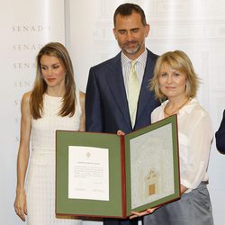 Los Príncipes de Asturias con María Rey en la entrega del Premio Luis Carandell