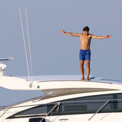 Rafa Nadal en bañador en un barco en Mallorca