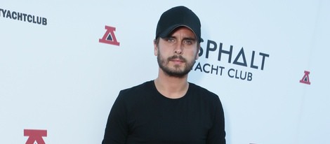 Scott Disick en la fiesta de inauguración del Asphalt Yacht Club