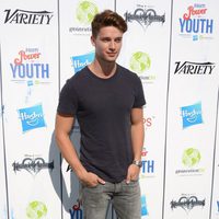 Patrick Schwarzenegger en el Power of Youth 2013