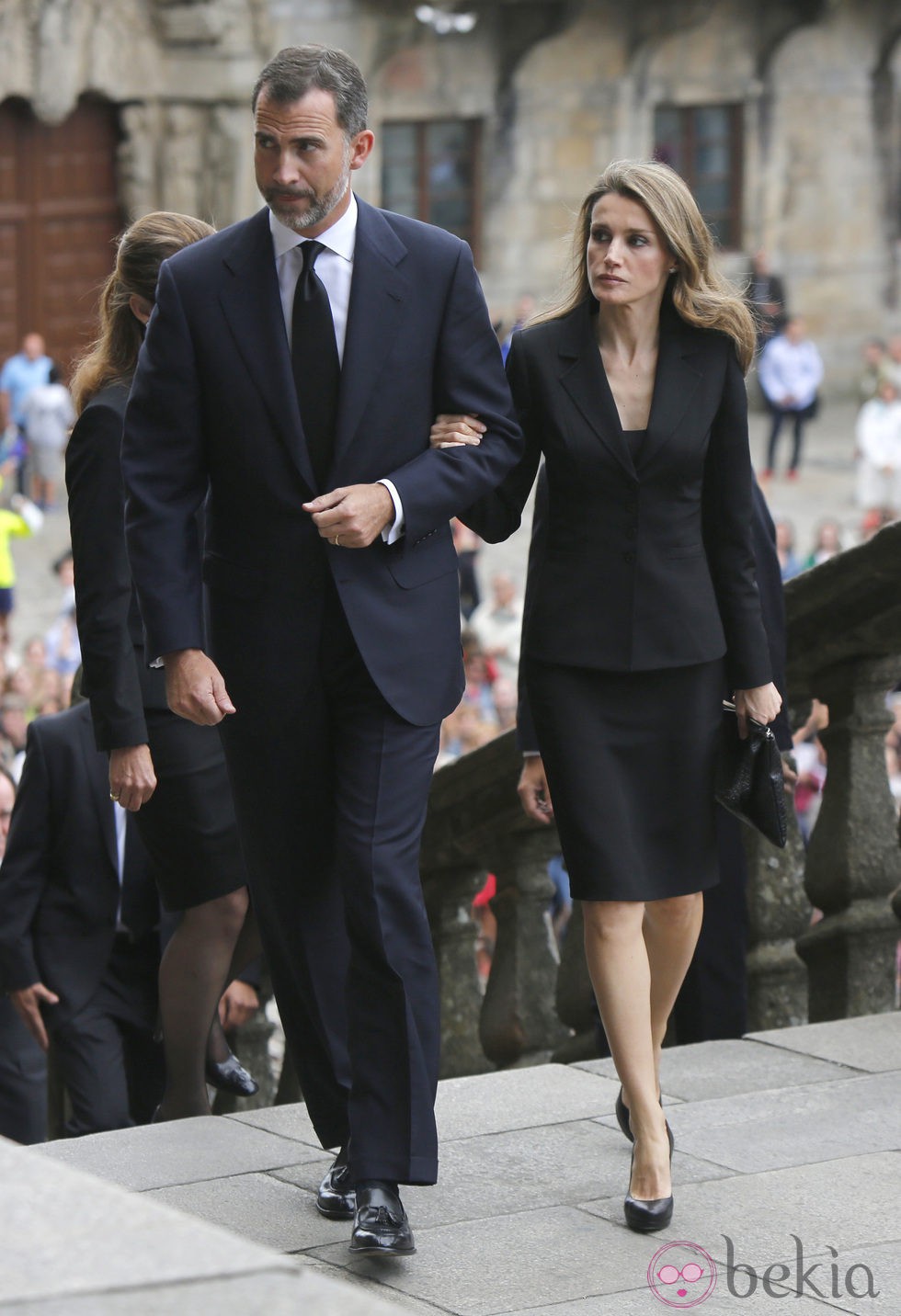 El Príncipe Felipe y la Princesa Letizia en el funeral por las víctimas del tren de Santiago