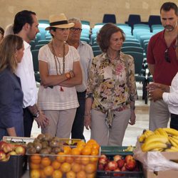 La Reina Sofía, el Príncipe Felipe y la Infanta Elena durante su visita a Andratx