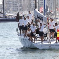 El Príncipe de Asturias a bordo del Aifos en Mallorca