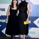 Zooey y Emily Deschanel en la Fiesta de Verano de la Fox 2013