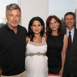 Alec Baldwin e Hilaria Thomas en la fiesta-presentación de un libro 