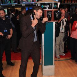 Ashton Kutcher ejerce de broker en Wall Street