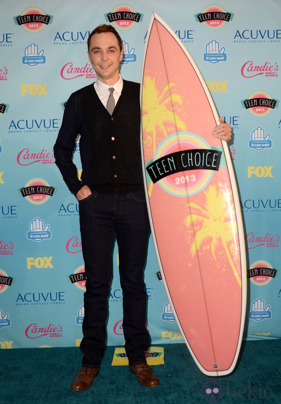 Jim Parsons premiado en los Teen Choice Awards 2013