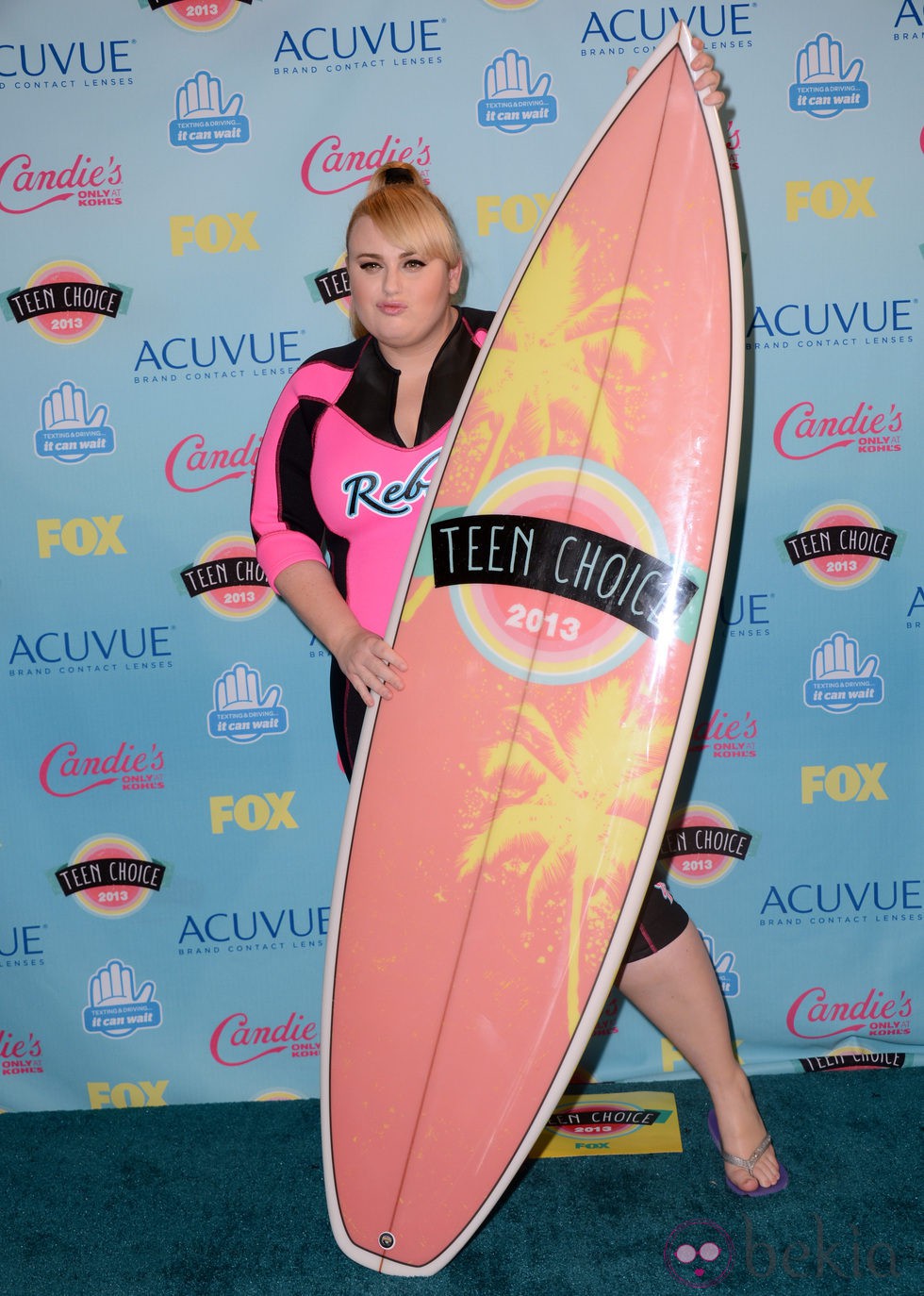 Rebel Wilson premiada en los Teen Choice Awards 2013