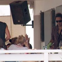 Kate Moss y Jamie Hince en un restaurante de Formentera