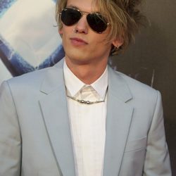 Jamie Campbell Bower en el estreno de 'Cazadores de Sombras: Ciudad de Hueso' en Madrid