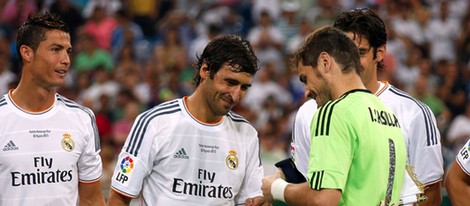 Cristiano Ronaldo, Iker Casillas y Raúl González en el Trofeo Santiago Bernabéu 2013