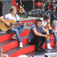 Los One Direction durante su actuación en Rockefeller Center