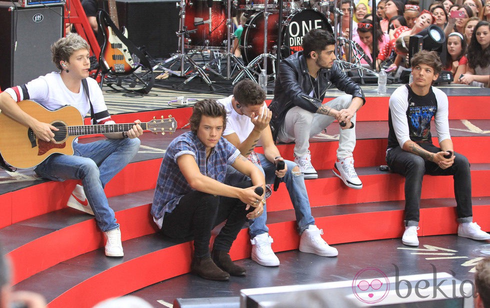 Los One Direction durante su actuación en Rockefeller Center