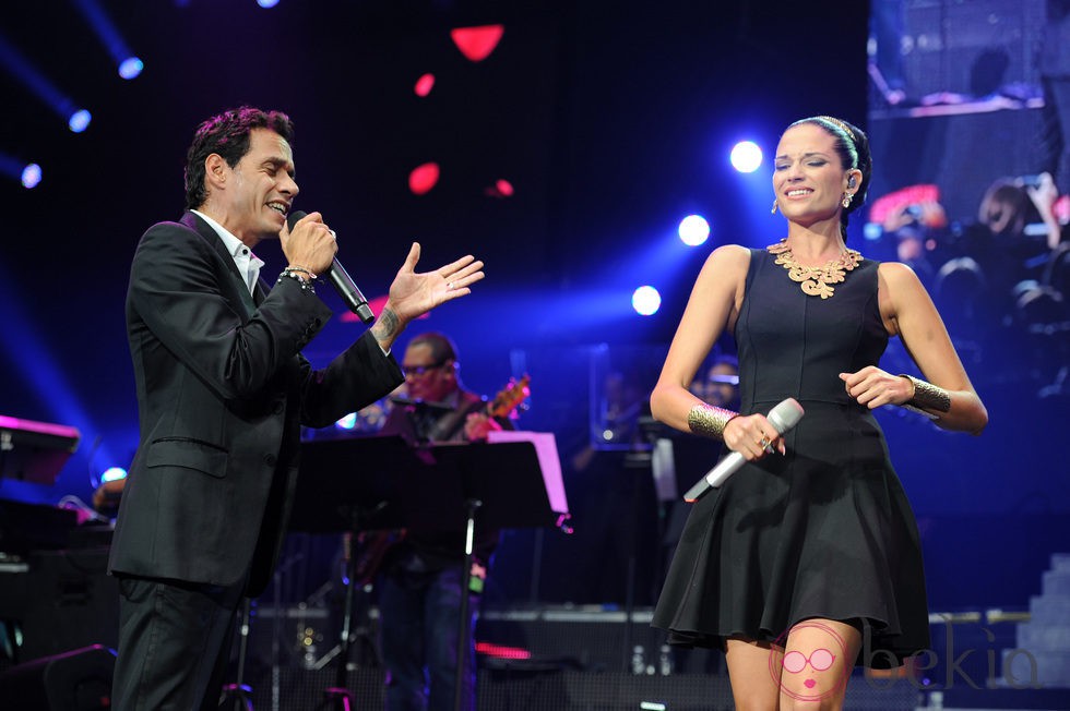 Marc Anthony en su concierto en Miami de la gira 'Vivir mi vida' con Natalia Jiménez