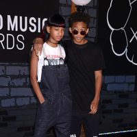 Willow y Jaden Smith en la alfombra roja de los MTV VMA 2013