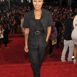 Emeli Sandé en la alfombra roja de los MTV VMA 2013