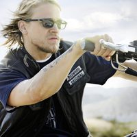 Charlie Hunnam interpreta a un motero en 'Hijos de la anarquía'