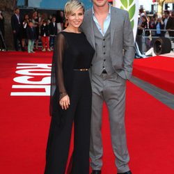 Elsa Pataky y Chris Hemsworth en el estreno de 'Rush'