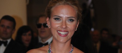 Scarlett Johansson, radiante en el estreno de 'Under the Skin' en la Mostra de Venecia 2013