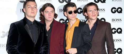 Los Arctic Monkeys en los Premios del Año GQ Men 2013 en Londres