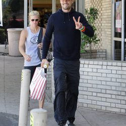 Josh Duhamel haciendo deporte tras convertirse en padre